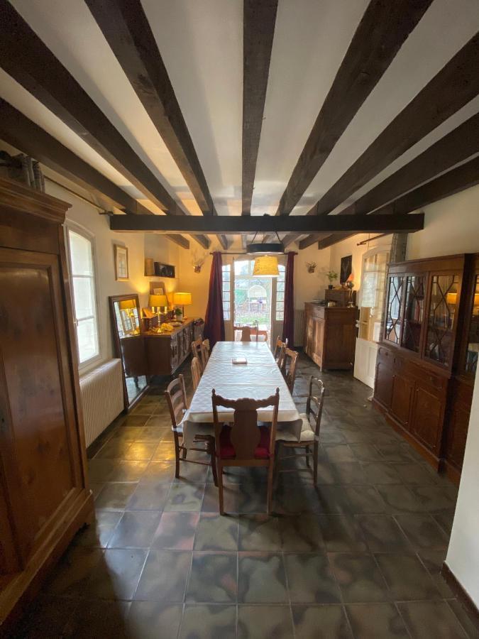 Charmante ancienne maison garde-barrière Oise 25min Roissy Betz Extérieur photo
