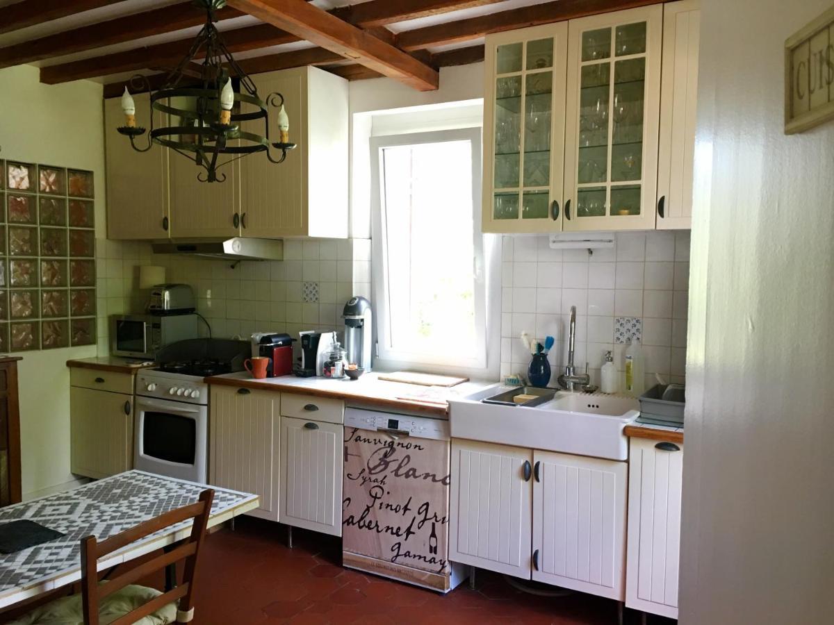 Charmante ancienne maison garde-barrière Oise 25min Roissy Betz Extérieur photo